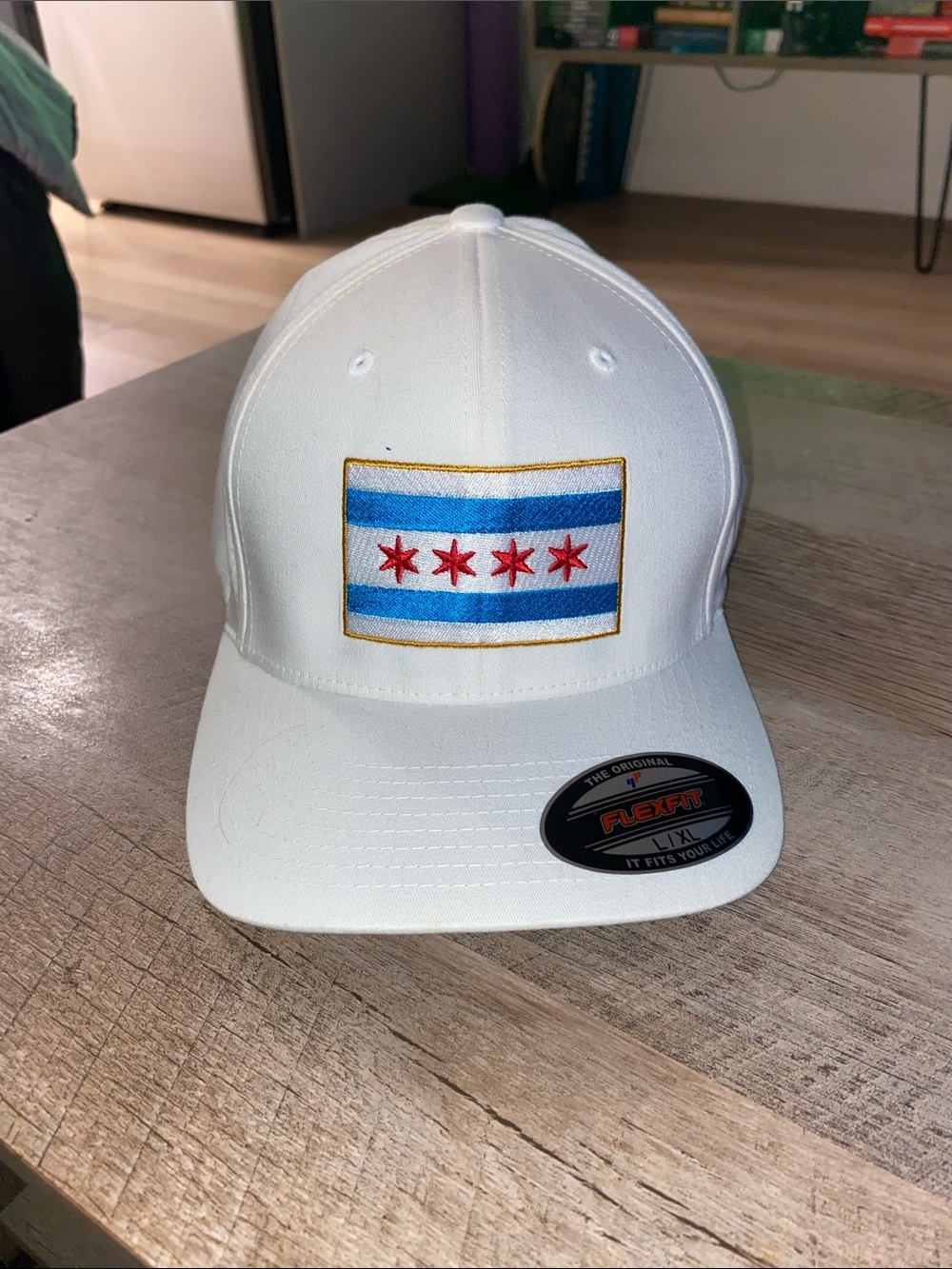 NWT Chicago City Flag White Hat Cap Vrdolyak Law Logo on Back FlexFit L/XL